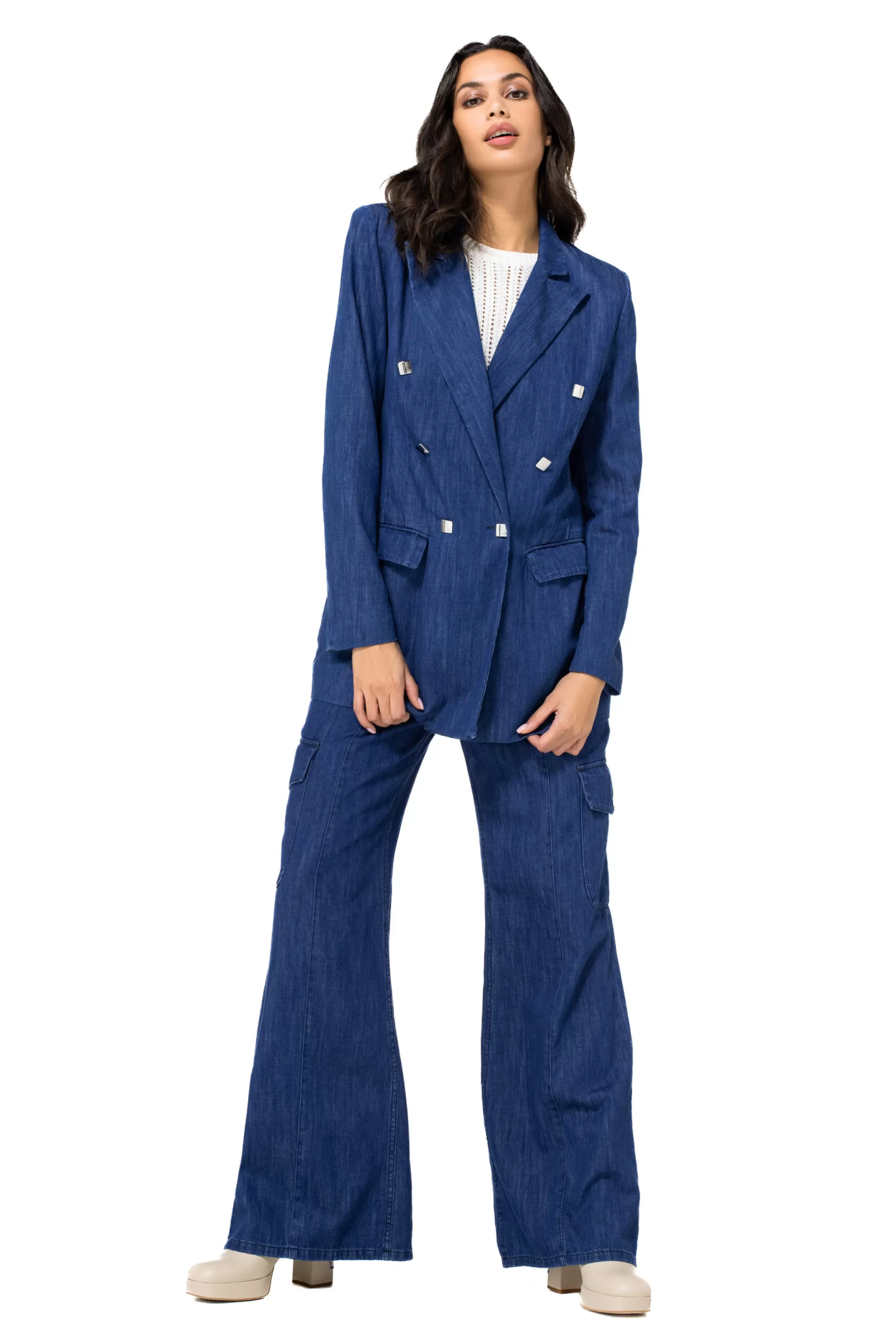 Caroline Biss - Pantalones Cargo Modelo 1512-24: Corte holgado con caída fluida y cintura clásica, diseño versátil para movimiento sin restricciones.