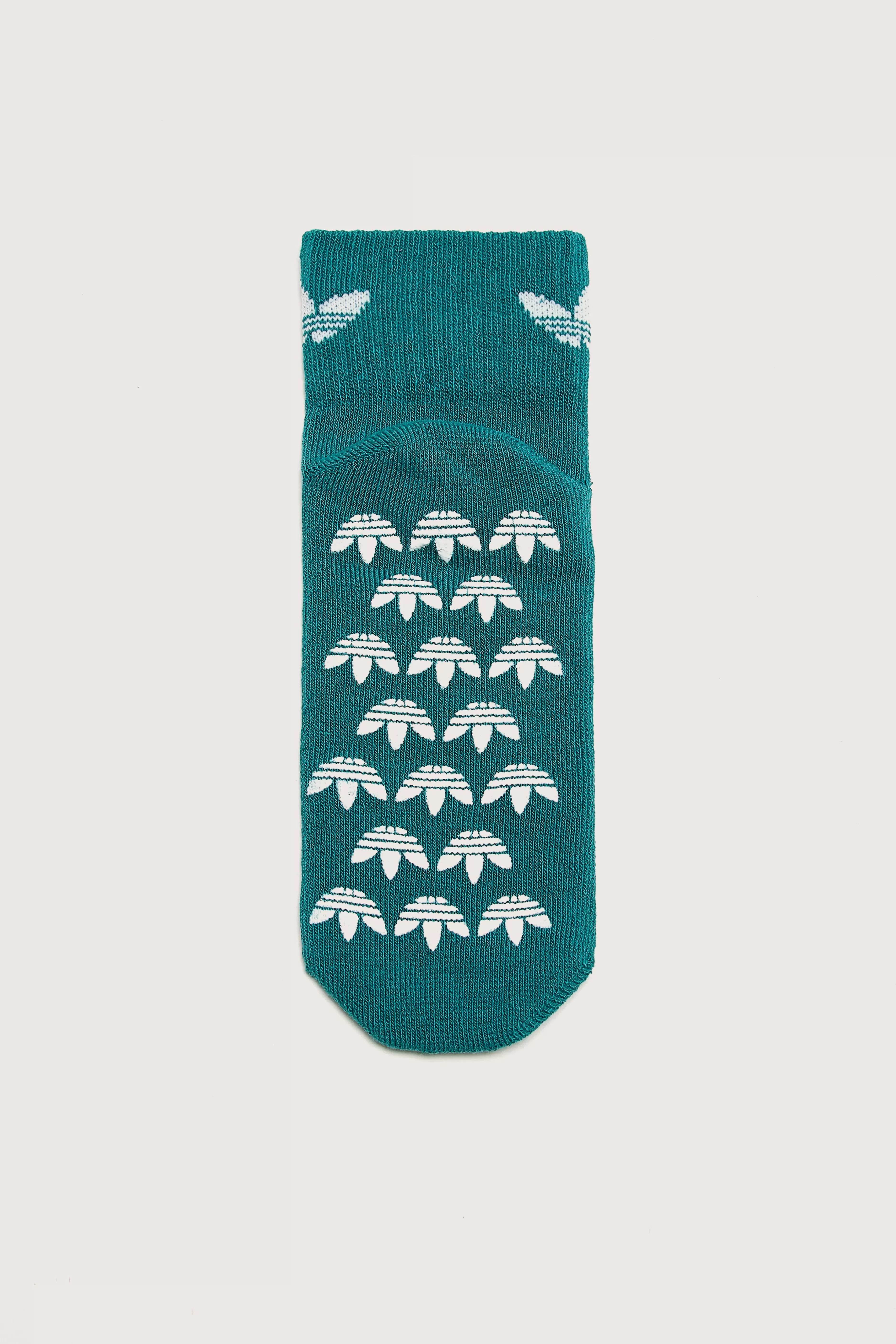 ¡Calcetines Antideslizantes Adidas para Peques - Nuevo Diseño Infantil con Suela Segura!