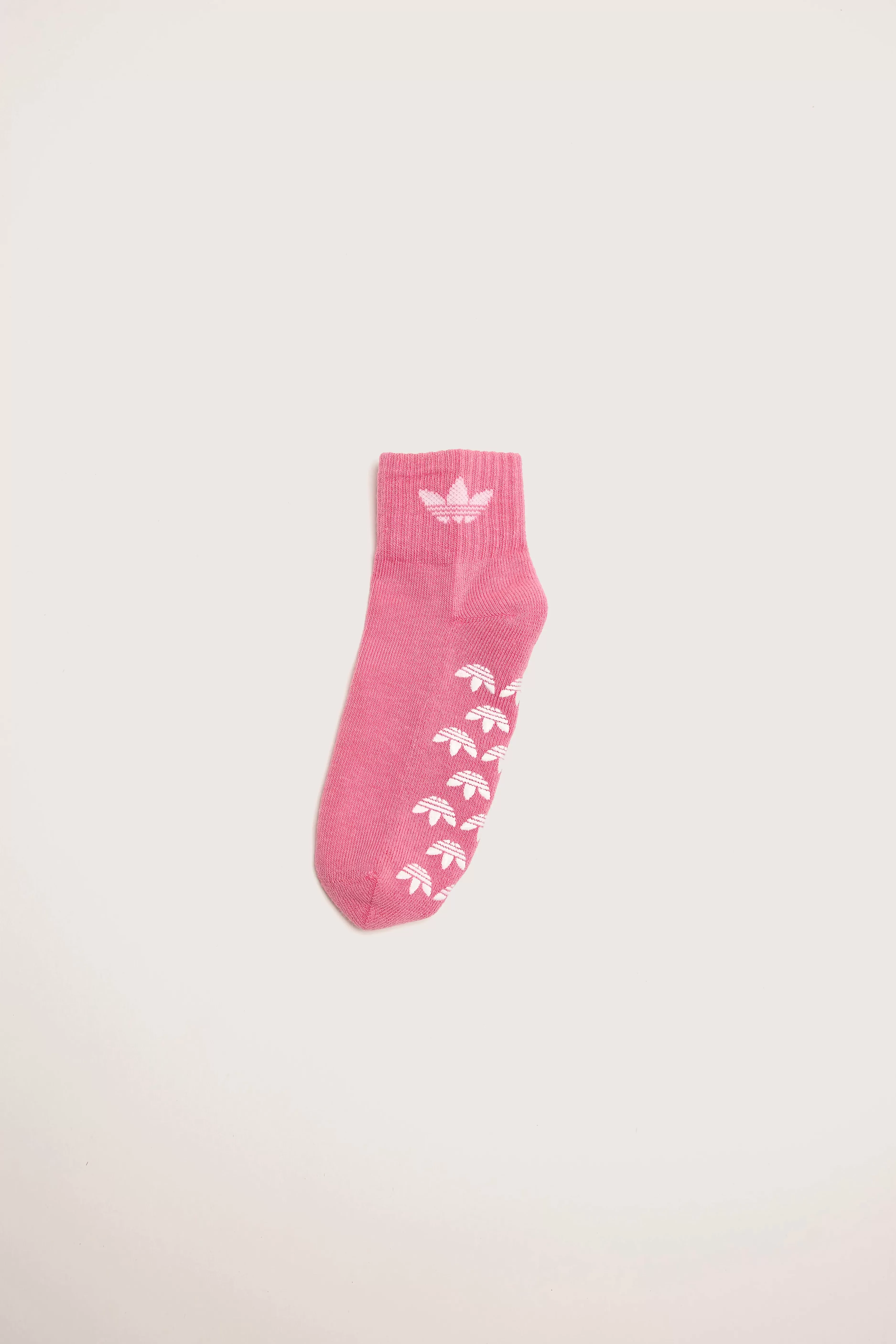 ¡Calcetines Antideslizantes Adidas para Peques - Nuevo Diseño Infantil con Suela Segura!