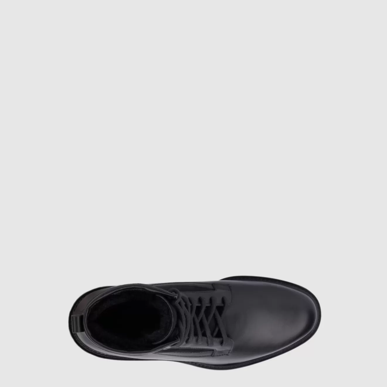 Botas Aquatalia Gitano: Estilo Urbano en Negro con Aire Bohemio