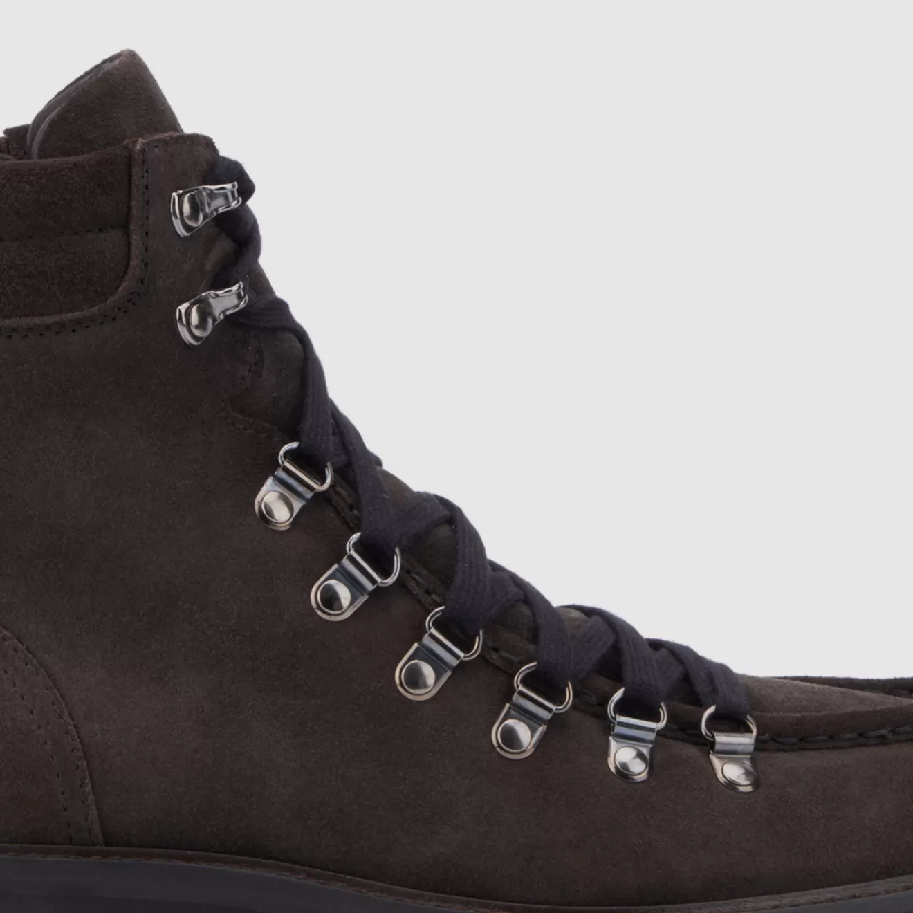 Aquatalia Gustavo - Botas Elegantes en Marrón Ahumado para Looks Invernales con Detalles Vintage