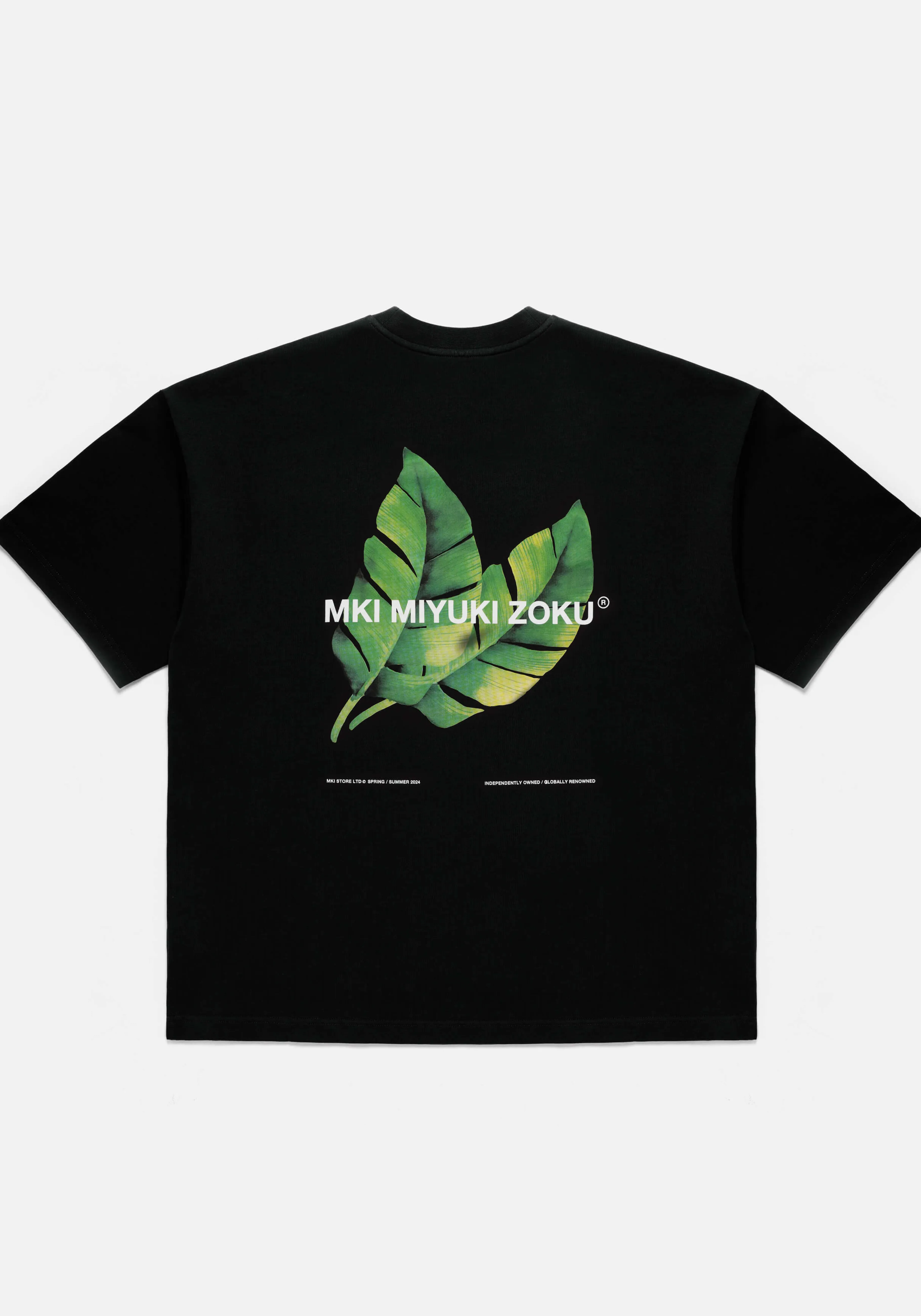 Camiseta MKI Miyuki Zoku con Estampado Botánico - Diseño Premium en Algodón Orgánico para Estilo Urbano