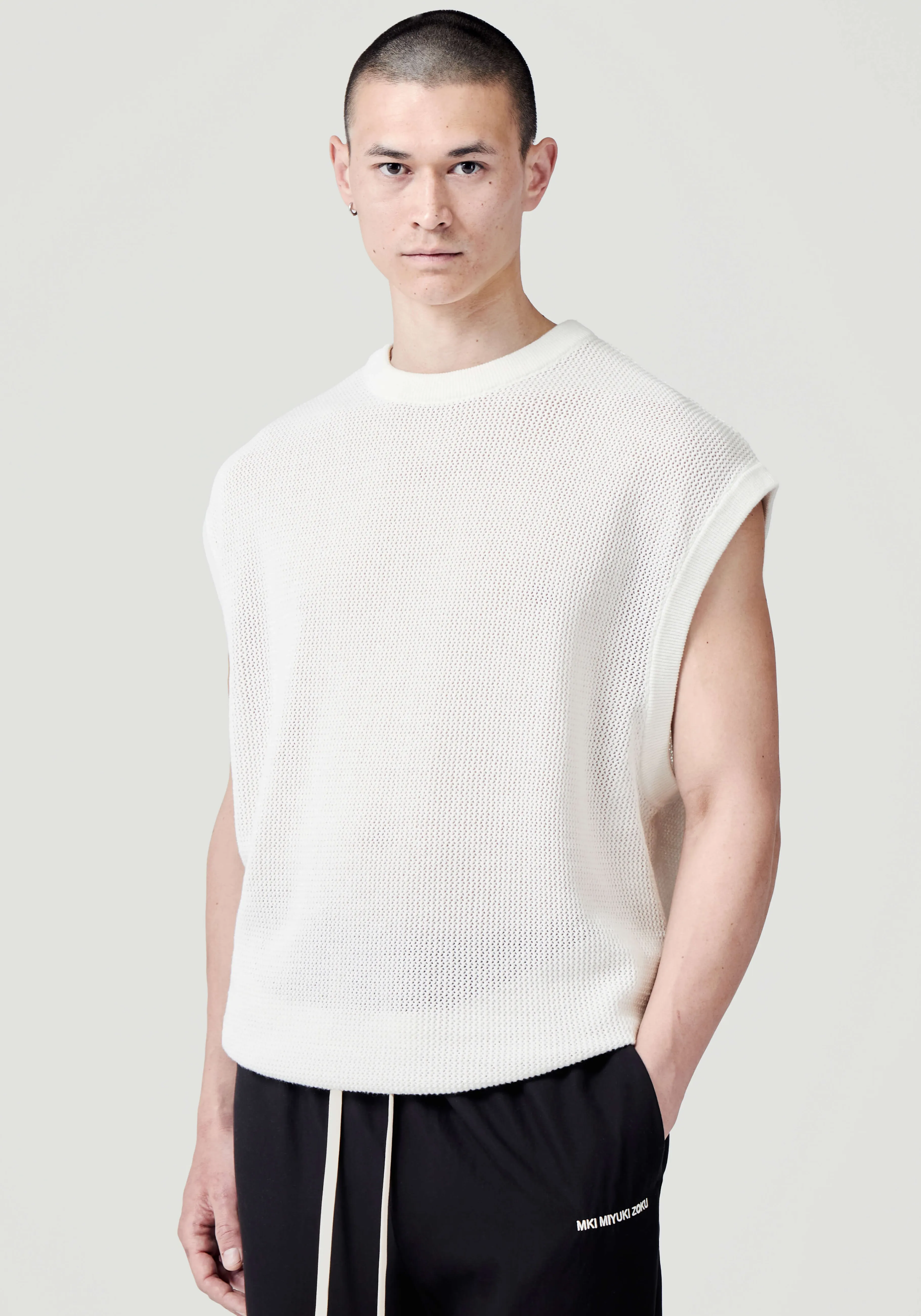 Chaleco-Camisa Tejido Aligerado MKI Miyuki Zoku - Prendas de Punto con Diseño Holgado