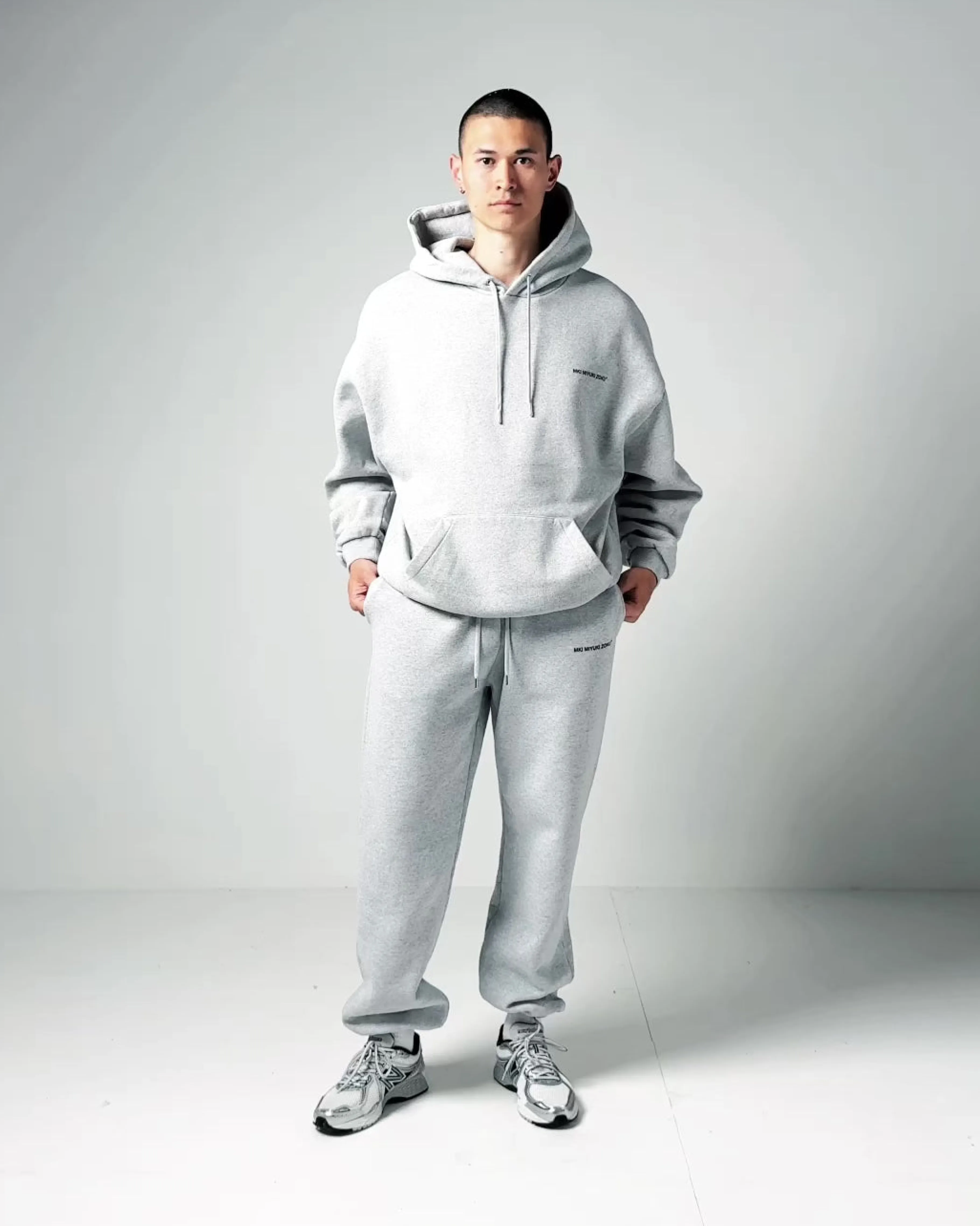 Sudaderas Premium MKI Miyuki Zoku - Conjuntos Deportivos con Estilo Urbano y Máximo Confort