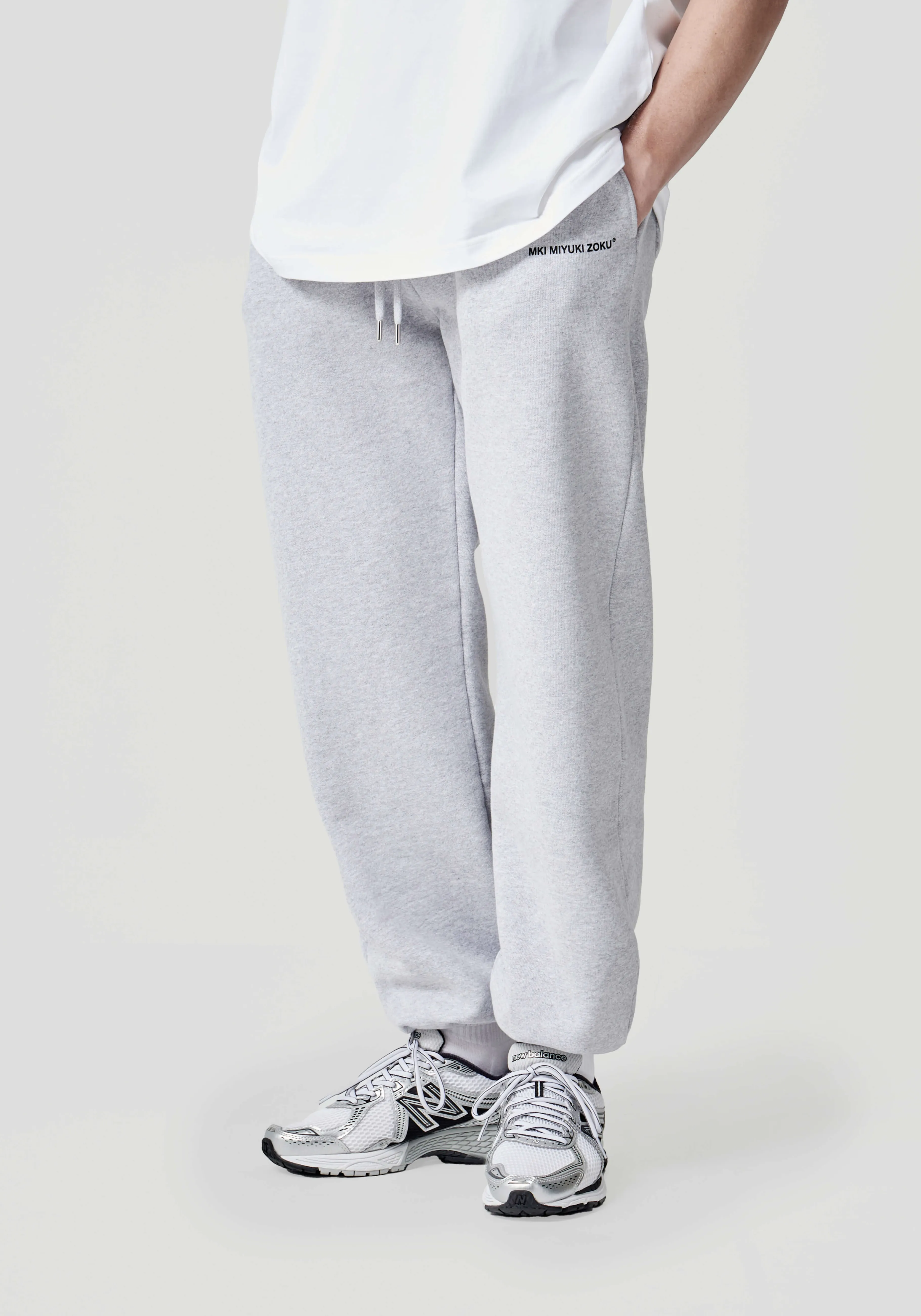 Pantalones Deportivos MKI Miyuki Zoku - Estilo Uniforme Moderno y Cómodo para el Día a Día