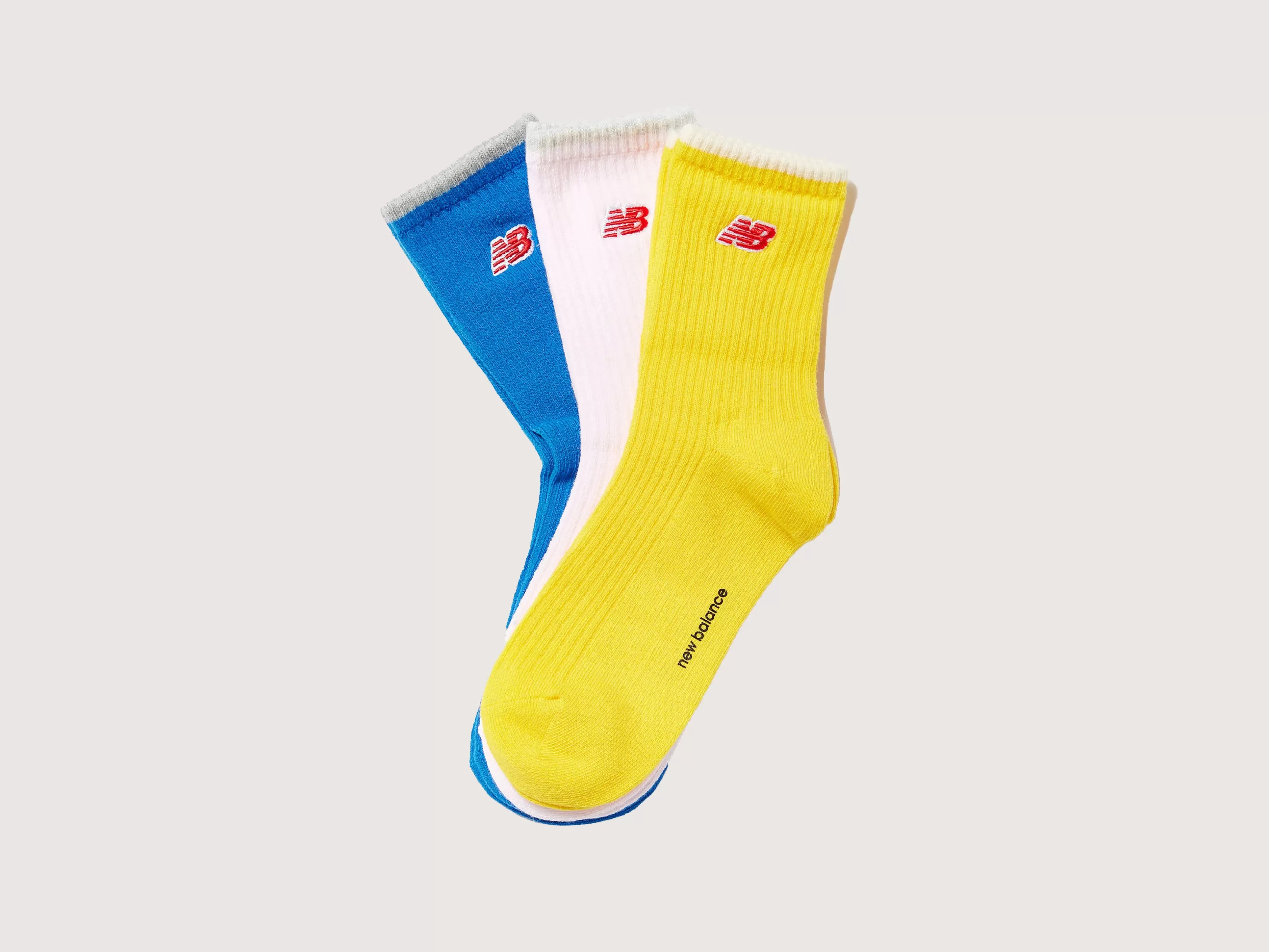 New Balance: Oferta Relámpago en Calcetines Infantiles con Diseño Bordado ¡Últimas Unidades!