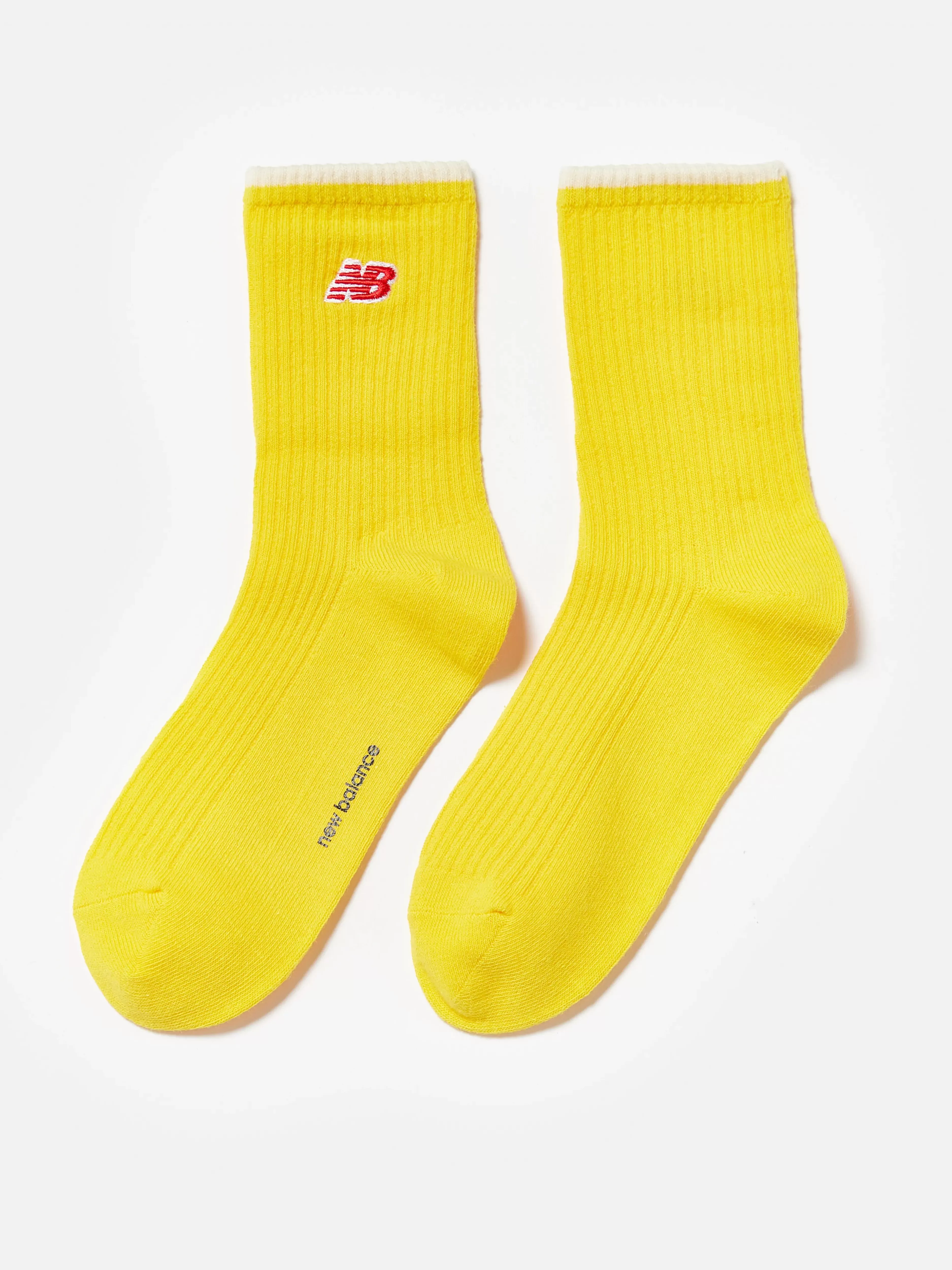 New Balance: Oferta Relámpago en Calcetines Infantiles con Diseño Bordado ¡Últimas Unidades!