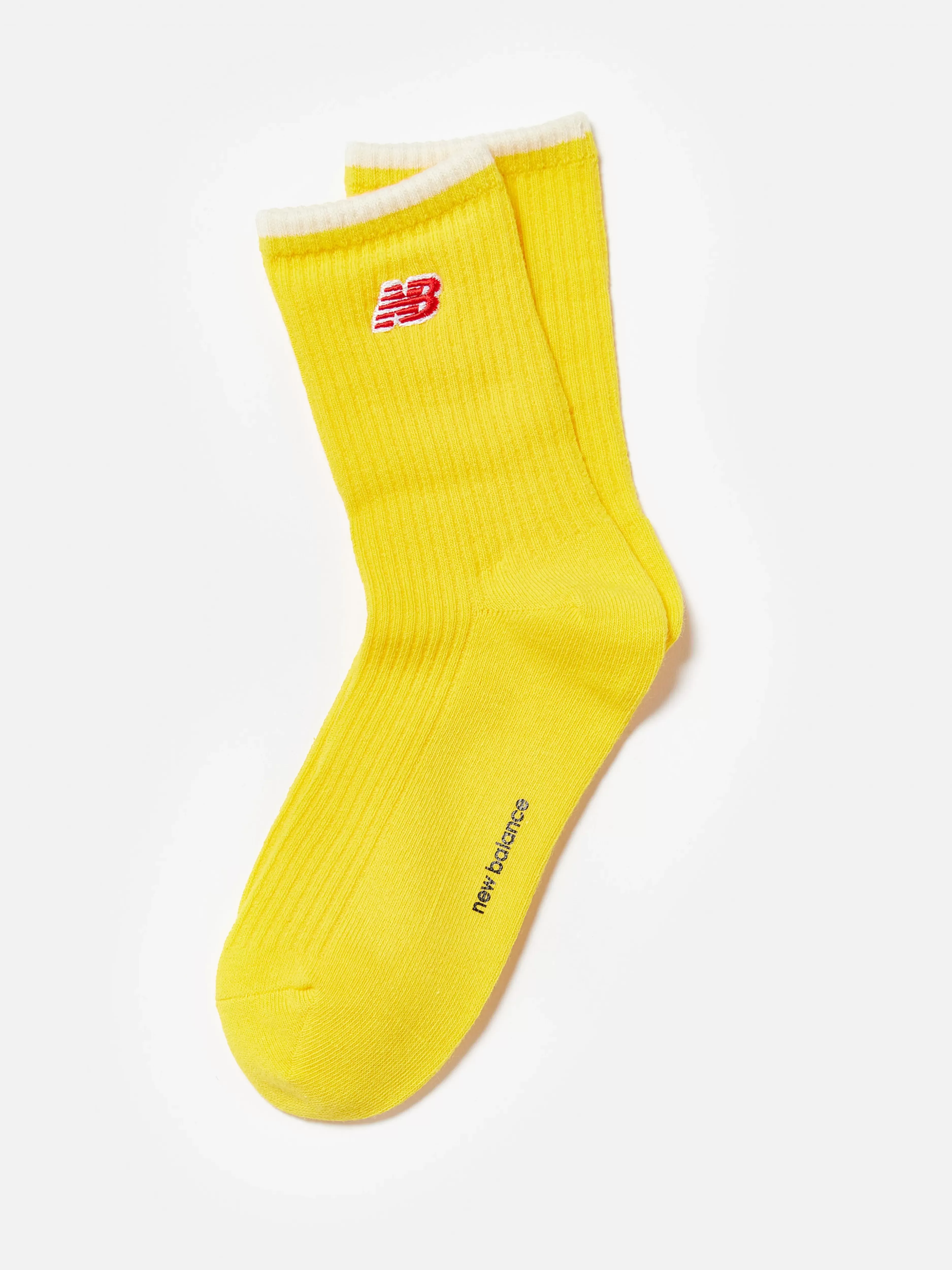 New Balance: Oferta Relámpago en Calcetines Infantiles con Diseño Bordado ¡Últimas Unidades!