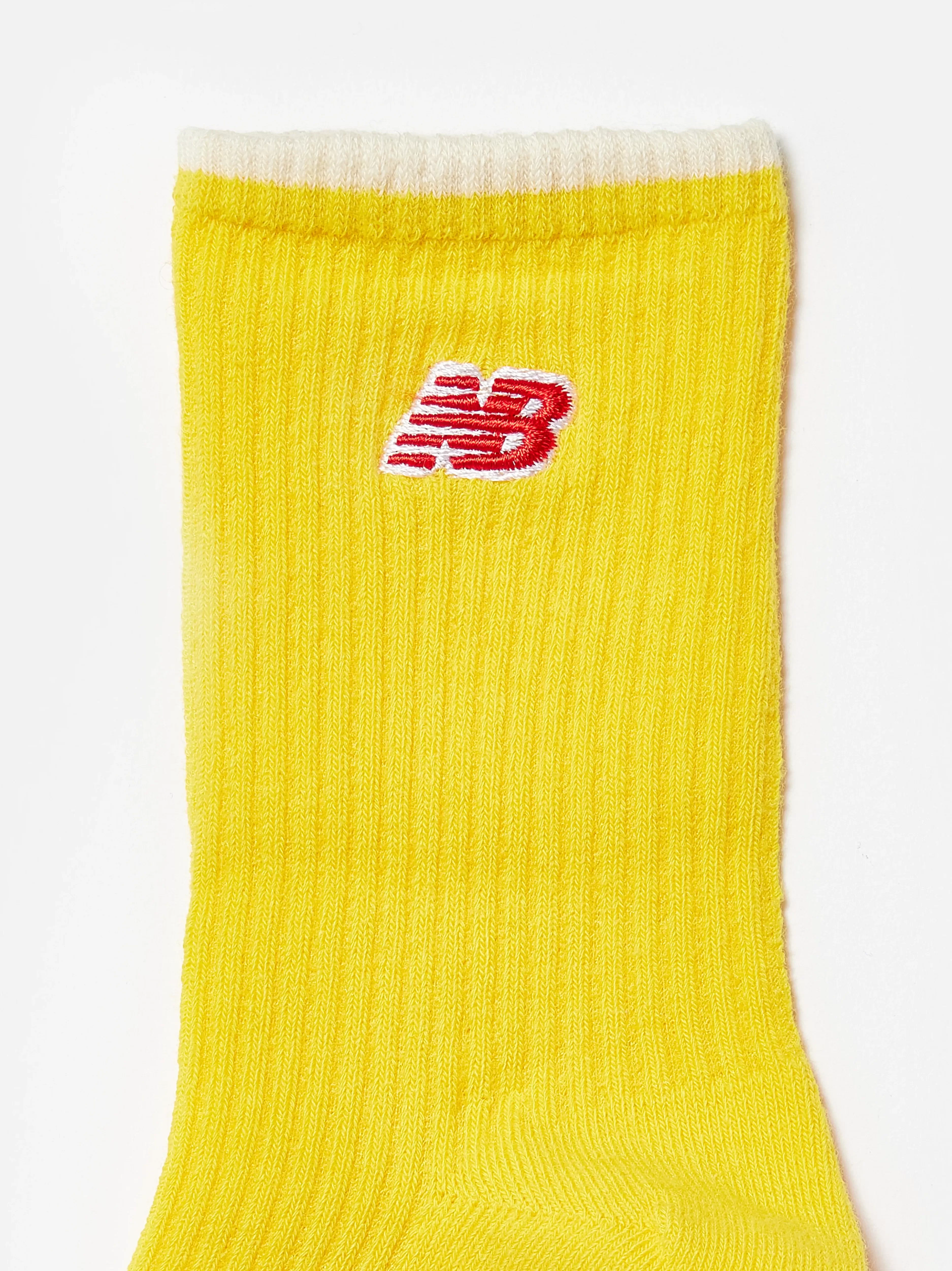 New Balance: Oferta Relámpago en Calcetines Infantiles con Diseño Bordado ¡Últimas Unidades!