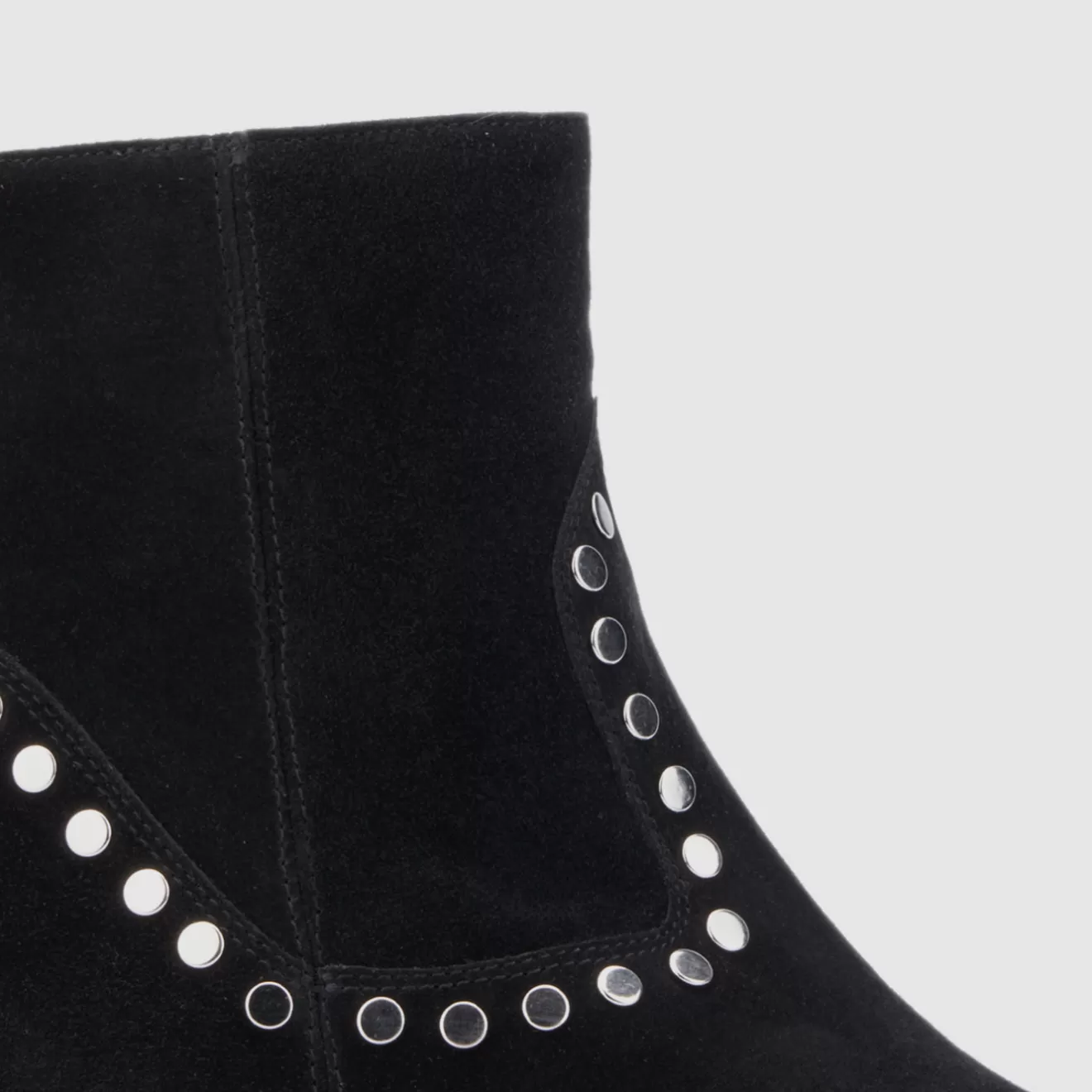 ¡Aprovecha esta oferta exclusiva! Botines Aquatalia Ronalda en negro - Estilo y comodidad con descuento limitado
